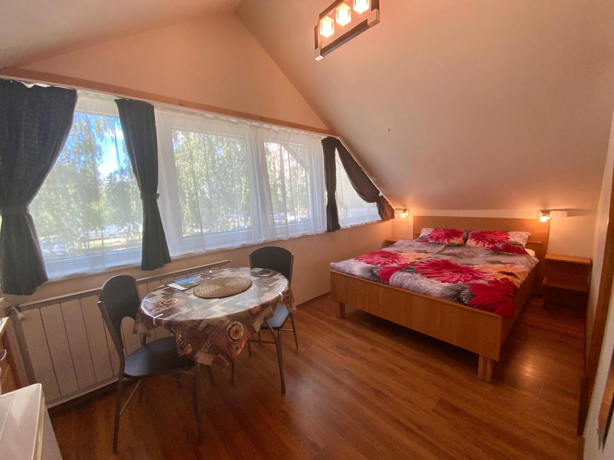 Elso Fecske Apartmanok Siófok Exterior foto